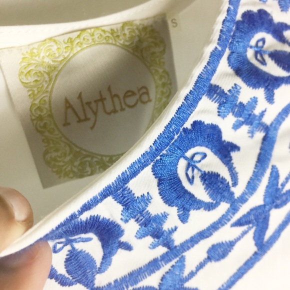 Alythea White Embroidery Sheath Mini Dress B6 - Picture 4 of 8